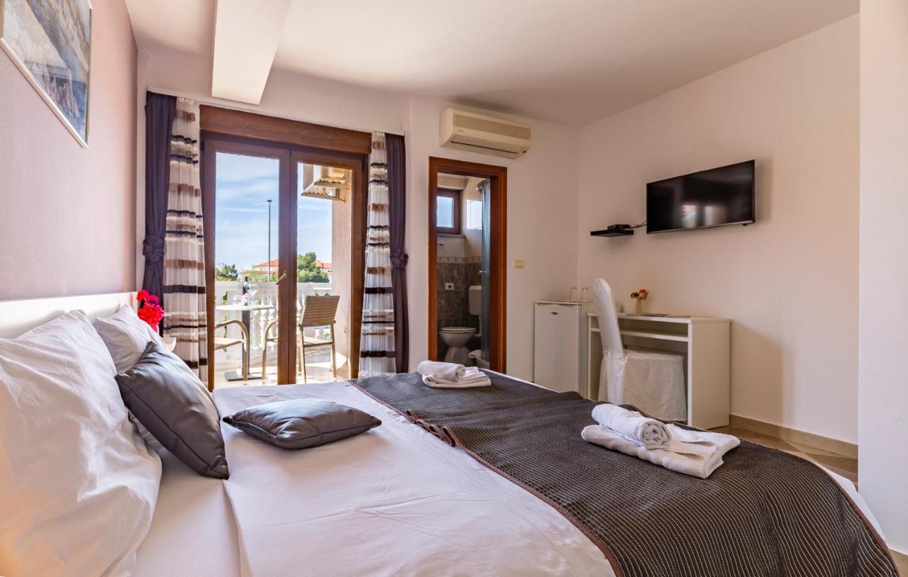 Villa San Rocco Bed & Breakfast ميدولين المظهر الخارجي الصورة