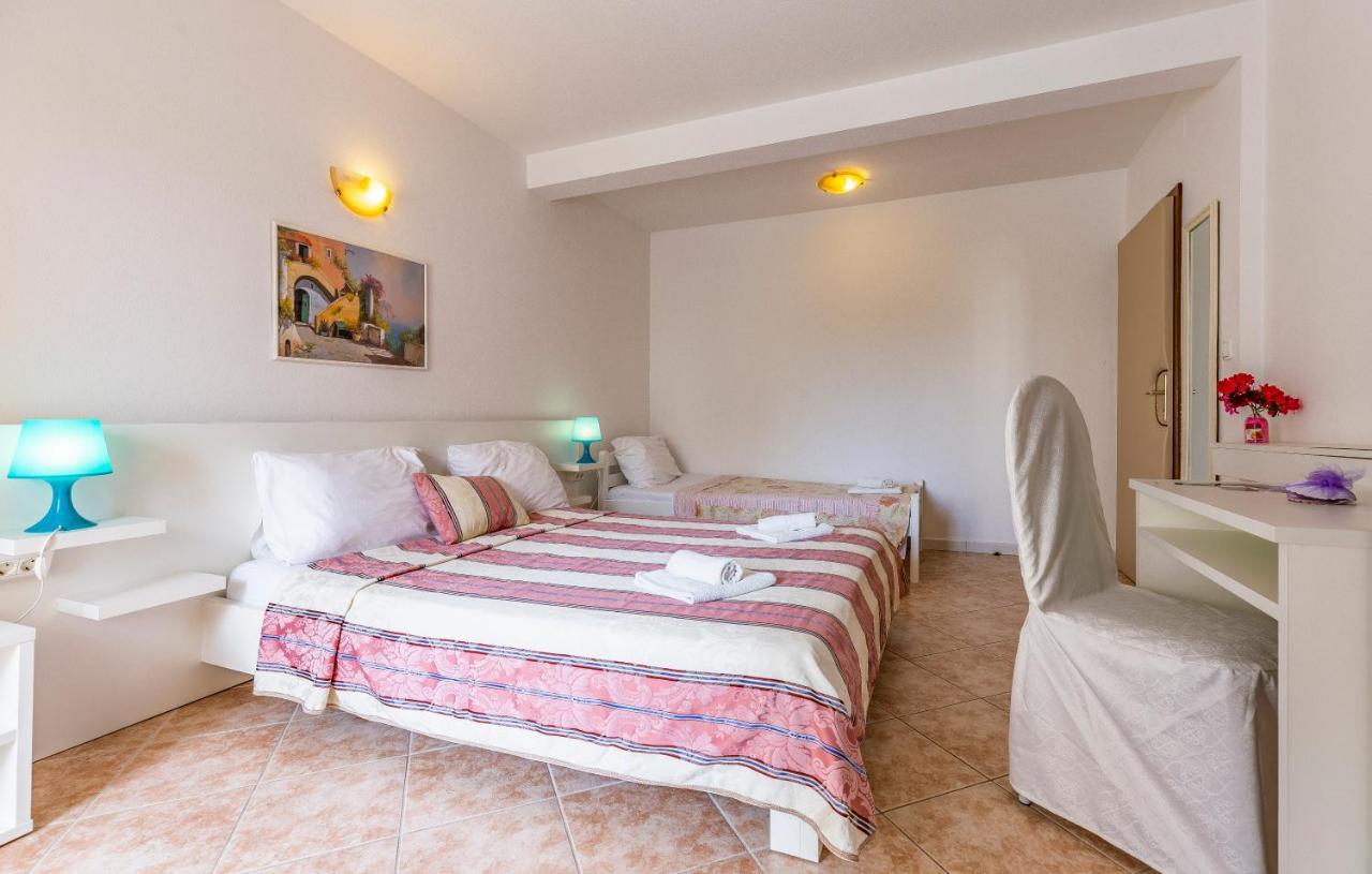 Villa San Rocco Bed & Breakfast ميدولين المظهر الخارجي الصورة