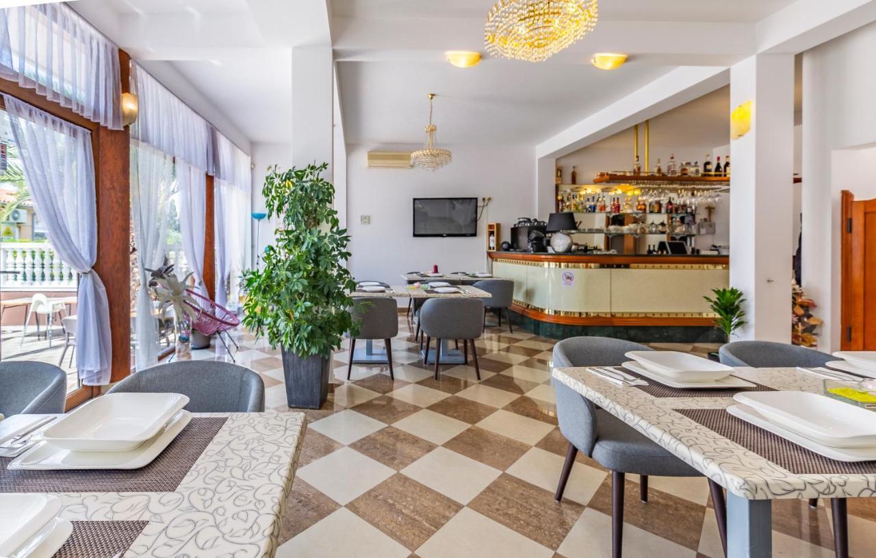 Villa San Rocco Bed & Breakfast ميدولين المظهر الخارجي الصورة