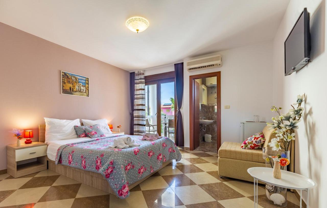 Villa San Rocco Bed & Breakfast ميدولين المظهر الخارجي الصورة