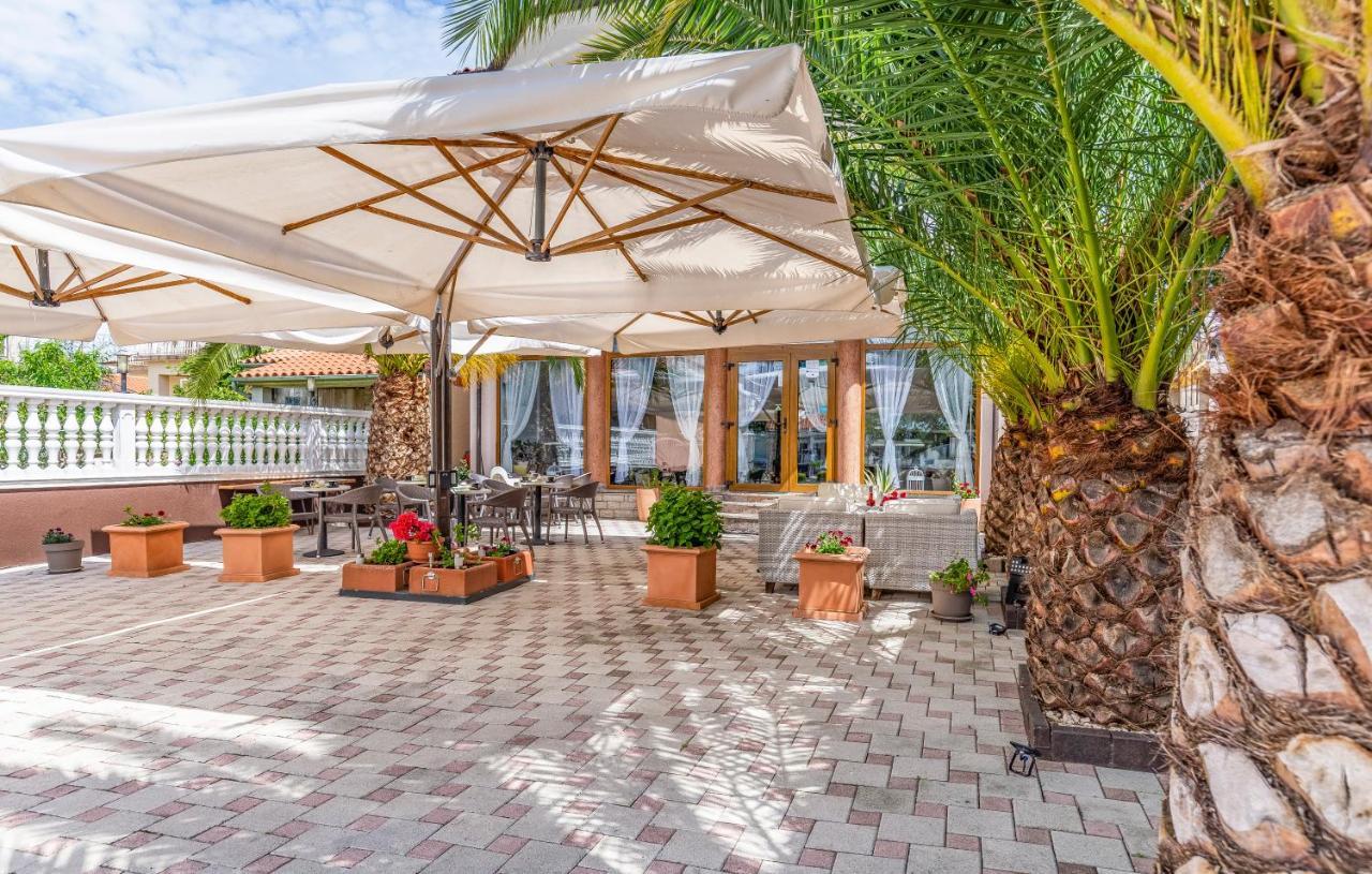 Villa San Rocco Bed & Breakfast ميدولين المظهر الخارجي الصورة
