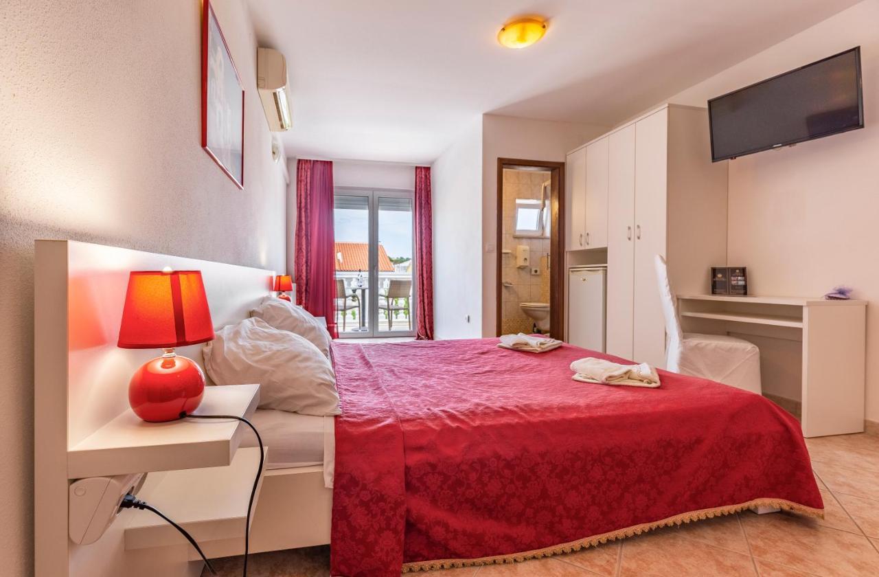 Villa San Rocco Bed & Breakfast ميدولين المظهر الخارجي الصورة